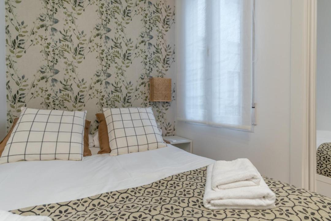 Cozy 1Bd 1Bth - Anton Martin Apartment Мадрид Екстериор снимка